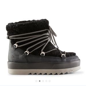 Cougar Verity Boot in Black